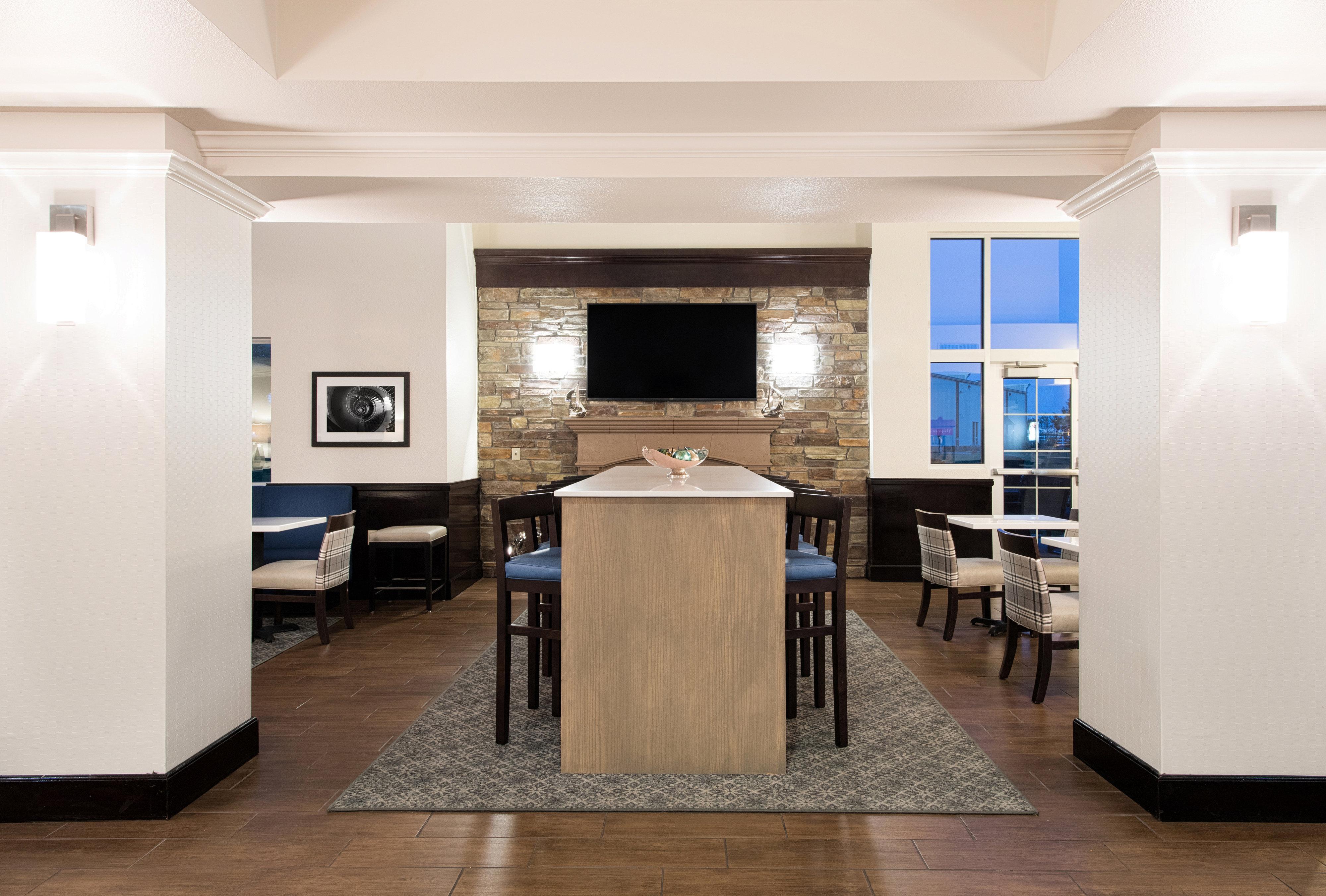 Holiday Inn Express & Suites East Wichita I-35 Andover By Ihg Exterior foto